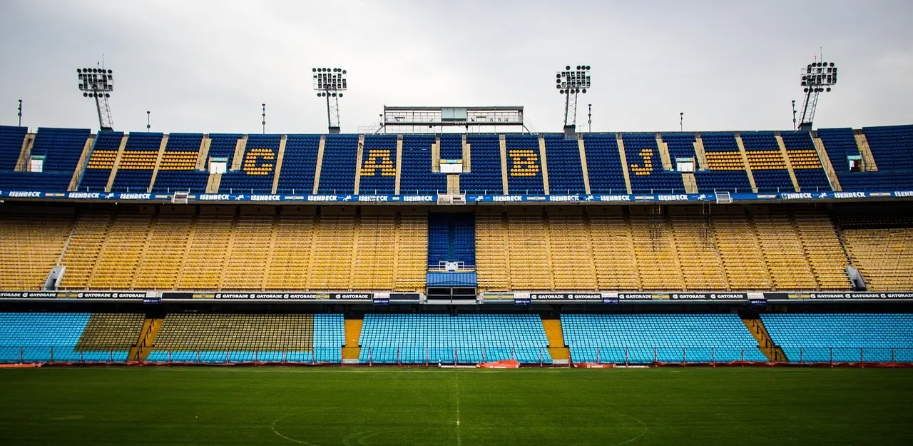 Sådan indretter du en Boca Juniors-matchdag i haven med grillmåtte og tema snacks
